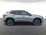 New 2025 Chevrolet Trax RS image 2