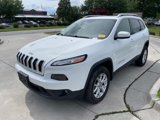 Used 2018 Jeep Cherokee Latitude Plus w/ Comfort/Convenience Group image 3