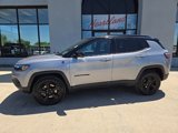 Used 2023 Jeep Compass Trailhawk image 4