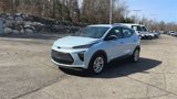 Certified 2023 Chevrolet Bolt EUV LT w/ Comfort Package image 3