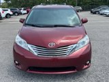 Used 2016 Toyota Sienna XLE image 3