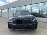 Used 2022 BMW X7 M50i image 2