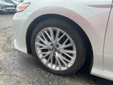 Used 2019 Toyota Camry XLE image 6
