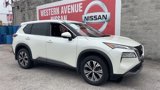 Used 2021 Nissan Rogue SV image 3
