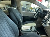 Used 2021 Chrysler Pacifica Touring-L w/ Uconnect Theater Family Group image 5