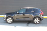 Used 2020 Volvo XC40 T5 Momentum image 2