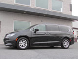 Used 2020 Chrysler Voyager Lxi image 2