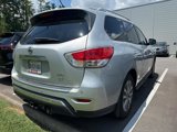 Used 2015 Nissan Pathfinder SV image 5