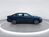 Certified 2021 Volkswagen Passat 2.0T SE image 2