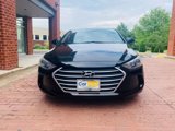 Used 2017 Hyundai Elantra SE image 2