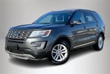 Used 2017 Ford Explorer XLT image 3