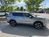 Used 2023 Mitsubishi Outlander SE image 4