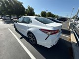 Used 2018 Toyota Camry SE image 2