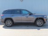 Used 2022 Jeep Grand Cherokee Trailhawk image 2