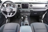 Used 2022 Jeep Gladiator Overland image 2