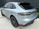 Used 2023 Porsche Macan image 3