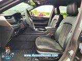 Used 2023 Jeep Grand Cherokee L Laredo image 6