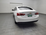 Used 2018 Chevrolet Malibu LT w/ Leather Package image 6