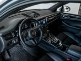 Certified 2024 Porsche Macan image 4