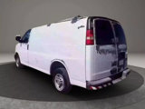 Used 2010 Chevrolet Express 2500 image 4