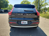 Used 2025 Volvo XC40 B5 Core image 6