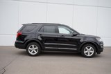 Used 2017 Ford Explorer XLT w/ Class II Trailer Tow Package image 2