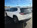 New 2024 GMC Acadia AT4 image 4