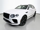 Used 2024 Bentley Bentayga Plug-In Hybrid image 3