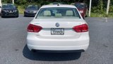 Used 2015 Volkswagen Passat 1.8T Limited Edition image 3