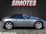 Used 2006 Pontiac Solstice Convertible w/ Premium Package image 2