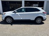 Used 2023 Ford Edge SEL image 2