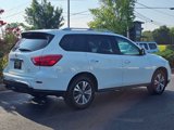 Used 2017 Nissan Pathfinder SV image 5
