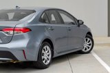 Used 2021 Toyota Corolla LE image 5