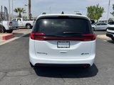 New 2025 Chrysler Pacifica Select image 5
