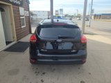 Used 2016 Ford Focus SE w/ Equipment Group 201A image 4