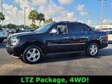 Used 2013 Chevrolet Avalanche LTZ image 3