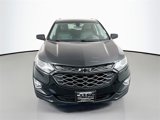 Used 2019 Chevrolet Equinox LT image 2