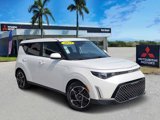 Used 2023 Kia Soul EX image 1