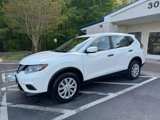 Used 2016 Nissan Rogue S image 2
