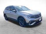 Used 2022 Volkswagen Tiguan SE image 3