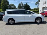 Used 2018 Chrysler Pacifica Limited w/ Advanced Safetytec Group image 2