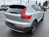 Certified 2025 Volvo XC40 B5 Core image 2