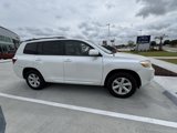 Used 2010 Toyota Highlander 2WD image 3