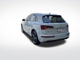 Used 2023 Audi Q5 e Premium Plus image 2