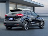Used 2019 Nissan Kicks SR w/ SR Premium Package image 4