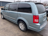 Used 2010 Chrysler Town & Country Touring image 5