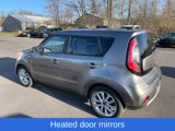 Used 2017 Kia Soul + image 5
