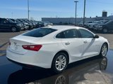 Used 2018 Chevrolet Malibu LT image 4