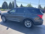 Used 2022 Ford Explorer XLT w/ Equipment Group 202A image 3