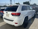 Used 2018 Jeep Grand Cherokee Altitude image 3